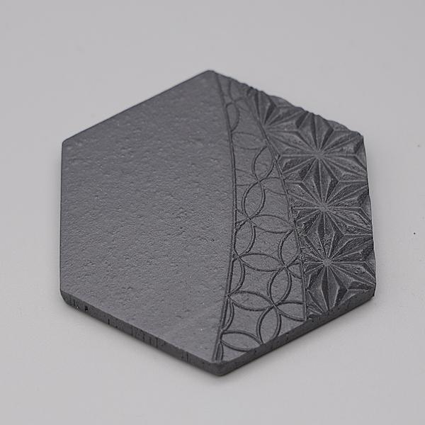 古瓦 菊紋 隅蓋 瓦 置物 インテリア コレクション 楽天市場】鬼瓦（インテリア小物・置物｜インテリア・寝具・収納）の