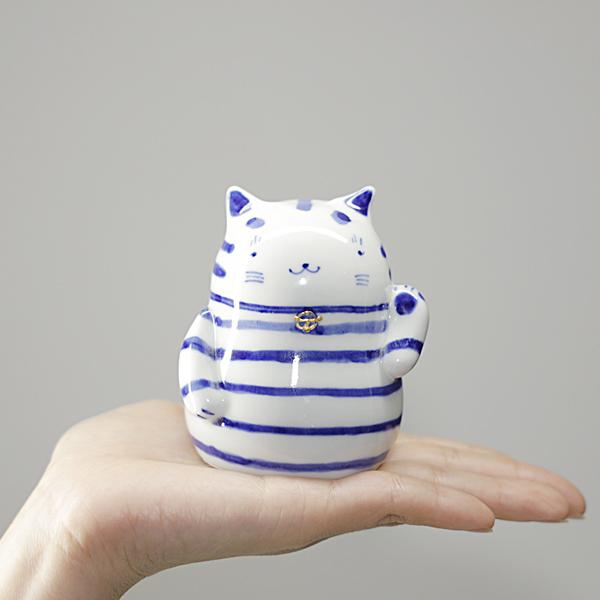 砥部焼 かわいい 招き虎 置物 寅 とら 縁起物 陶器 手作り 窯元