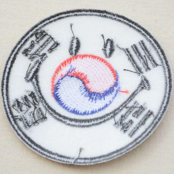 ワッペン スマイルマーク スマイリーフェイス 韓国国旗 太極旗 Chw S024 ワッペン 雑貨通販ワッペンストア 通販 Yahoo ショッピング