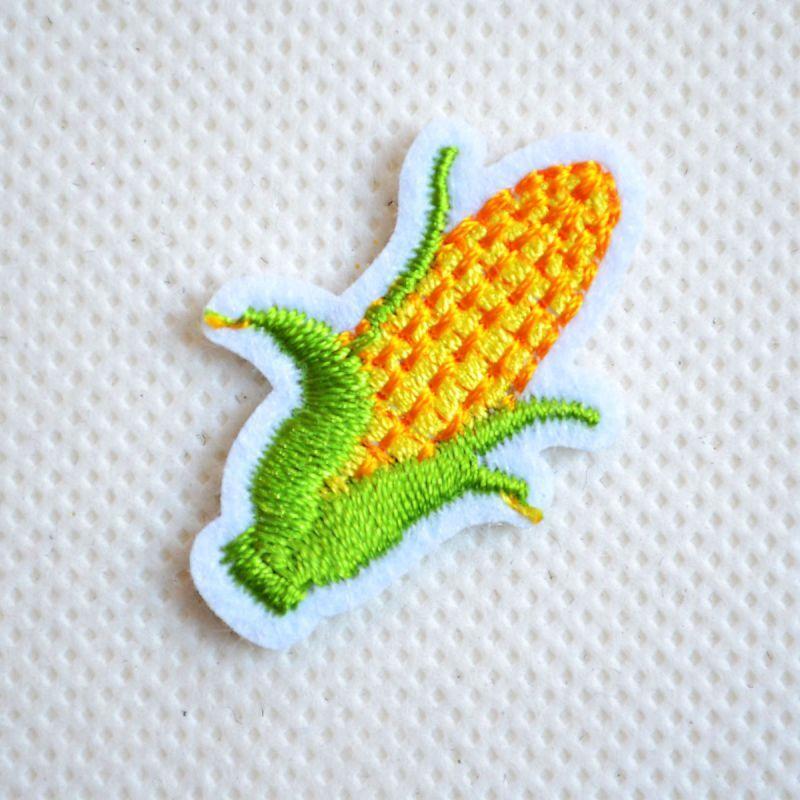ワッペン アイロン おしゃれ 刺繍 とうもろこし コーン ミニ