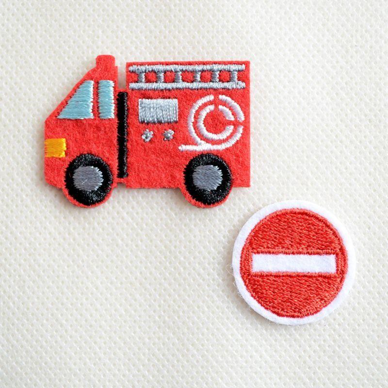 ワッペン アイロン おしゃれ 刺繍 消防車 標識 2枚組 名前 作り方