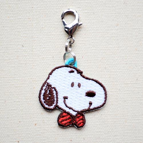 SNOOPY（スヌーピー） ワッペン 刺繍 アイロン ミニチャーム 名前