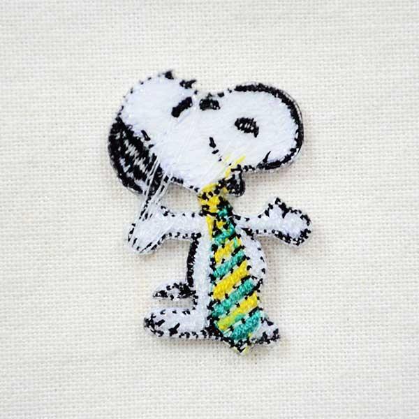 SNOOPY（スヌーピー） ワッペン 刺繍 アイロン タイ グッズ バッグ