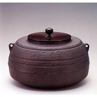 茶器｜茶道具｜　炉釜　織部筋入　｜菊地政光作　鉄製　紙箱入り【高岡銅器　置物】
