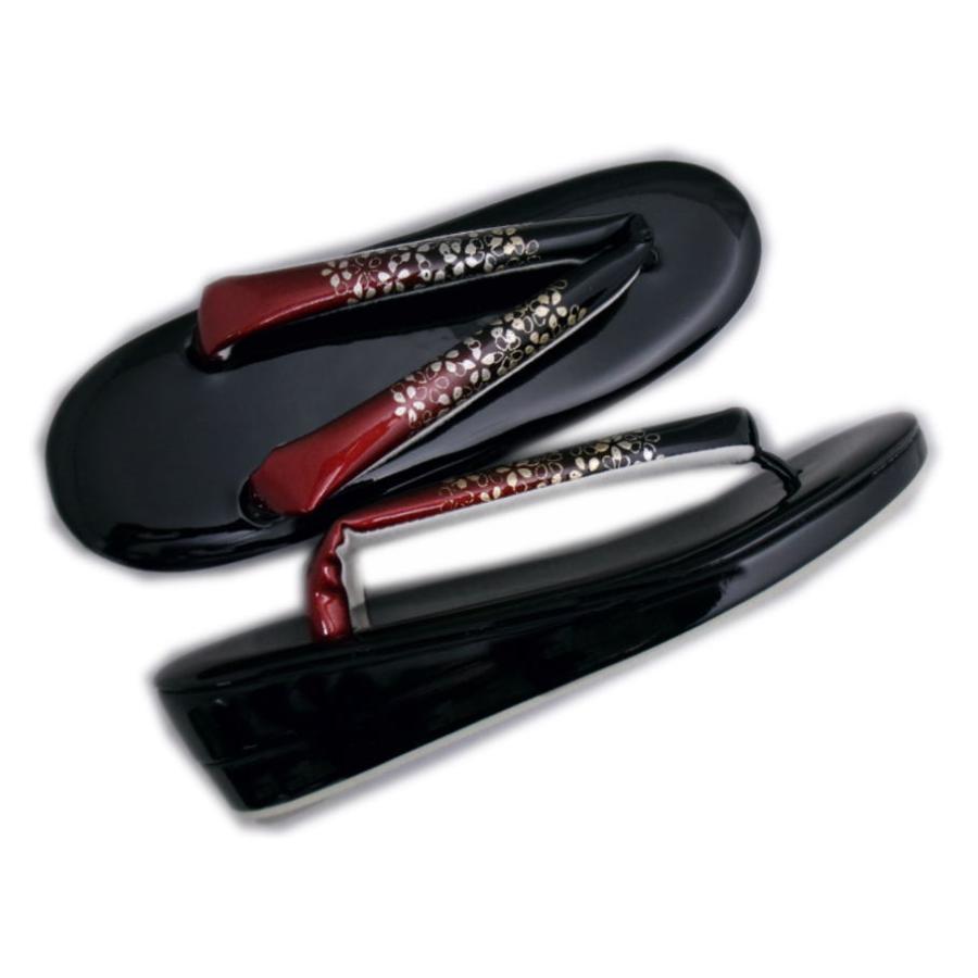 草履バッグセット 横花弁型 黒渋赤地桜菊金彩雪輪流水 フリー 24cm 振袖 成人式 卒業式 袴 着物 訪問着 振袖用 ぞうり はかま きもの 和柄 草履バッグセット 横花弁型 黒渋赤地桜菊金彩雪輪流水 LL 25.5cm