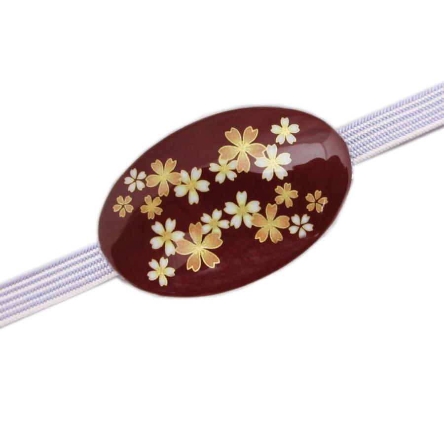 帯留め 帯止め 漆塗蒔絵風 濃赤色地桜小さくら 木製 着物 きもの 浴衣 