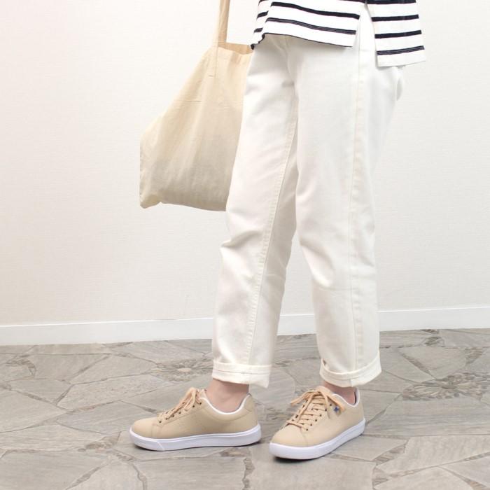 Parade スニーカー レディース きれいめ 軽い 軽量 黒 白 おしゃれ