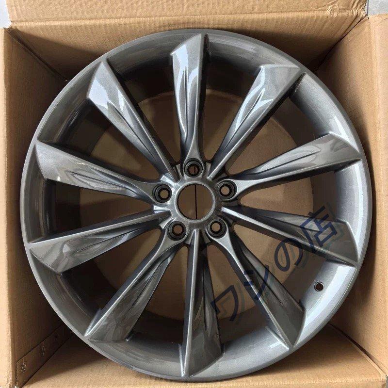 新品 18 インチ テスラ Model3/Y 適合 5×114.3 64.1mm ET35 ガンメタ