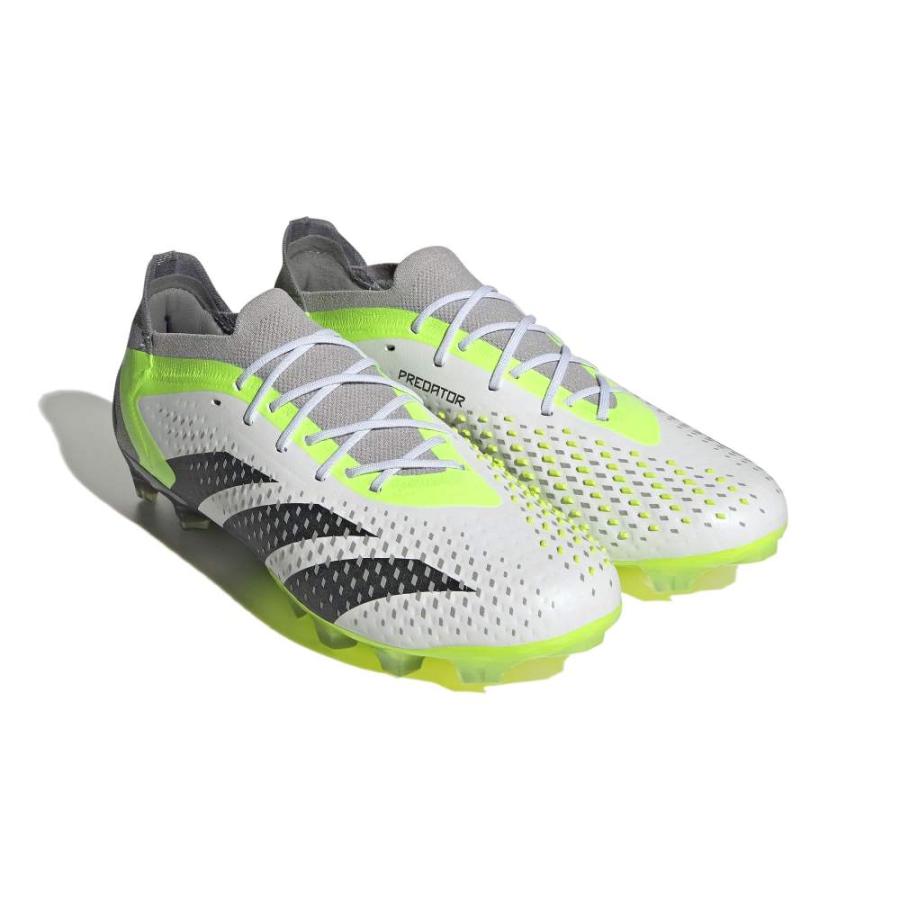 adidas（アディダス） プレデター アキュラシー.1 LOW AG ホワイト