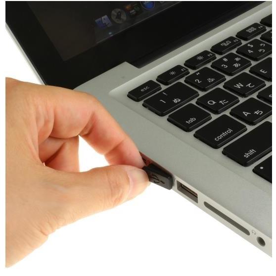 WASHODO】コネクタカバー （for MacBook Air/Pro Retina用）防塵 防水