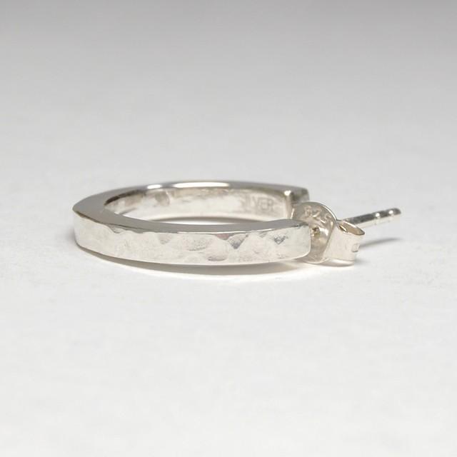 シルバーフラットフープピアス 2.5mm幅 槌目｜WKS FLAT HOOP PIERCED EARRING 2.5 sv hammer finish｜SILVER950 銀 FA-131 |  | 01