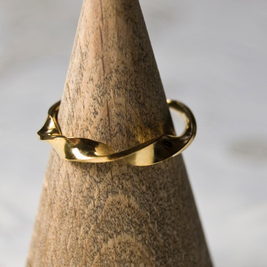 K18GPゴールドツイストリング 3.0mm幅 鏡面 3号〜27号｜WKS K18GP TWIST RING 3.0 bs mirror｜FA-482 |  | 01