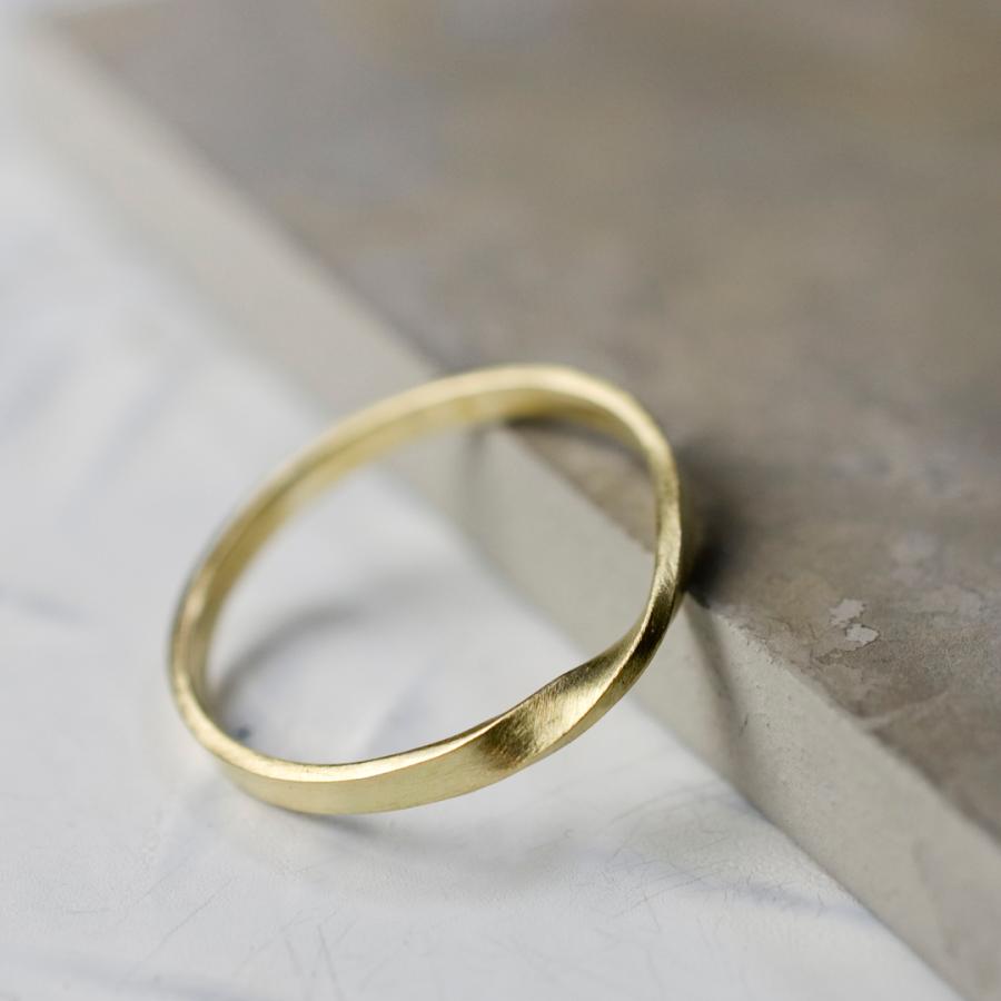 真鍮ワンポイントハーフツイストリング 2.0mm幅 つや消し 3号〜27号｜WKH 1PT HALF TWIST RING 2.0 bs matte｜FA-751 |  | 03