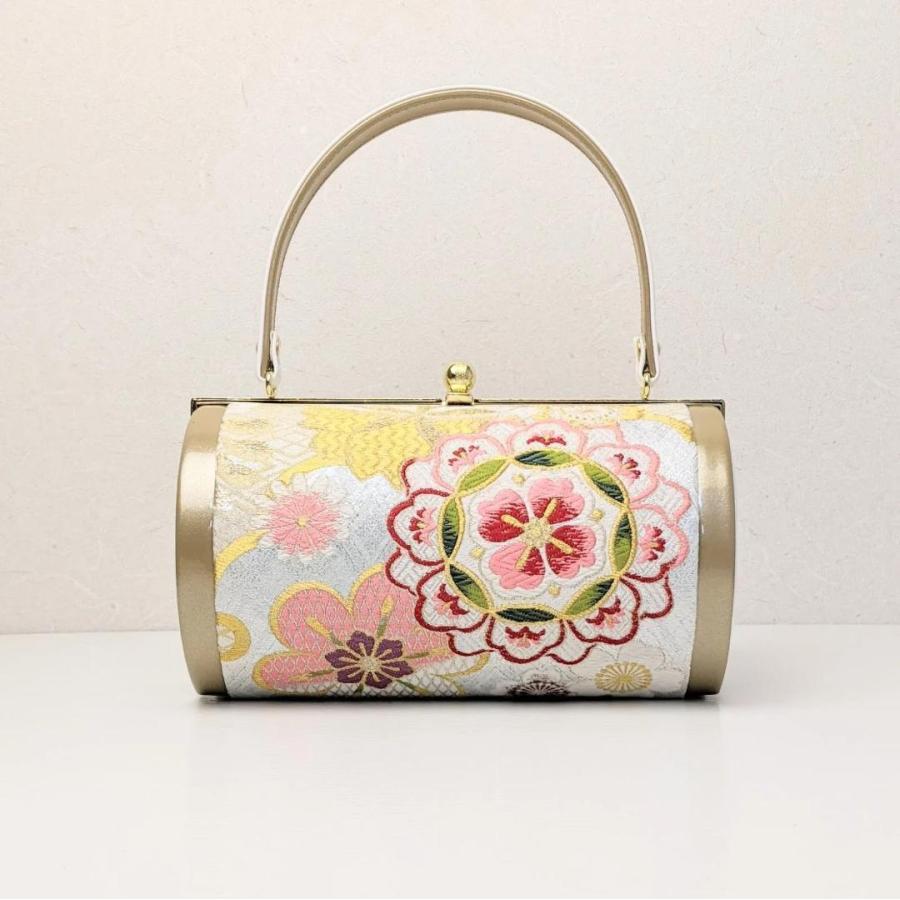 草履バッグセット 振袖用帯地 白×金 三枚芯 LLサイズ w43-3 草履バッグセット 振袖用帯地 白×金 三枚芯 S/M/L/LLサイズ w43