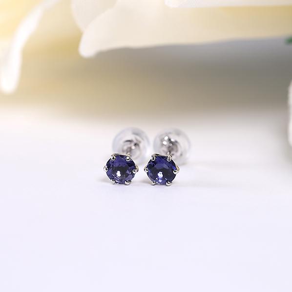 2435 PT900❣️アイオライト　天然石　ピアス　新品 誕生石 ピアス アイオライトピアス PT900 スタッドピアス 3月