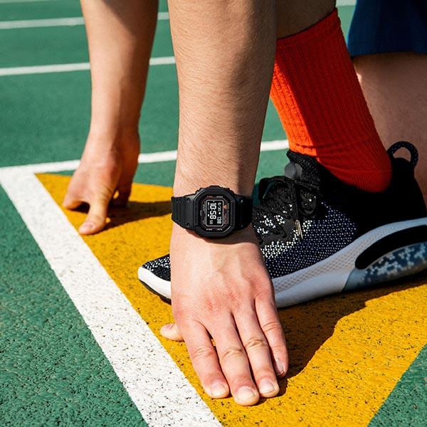 G-SHOCK Gショック CASIO カシオ ジーショック G-SQUAD 心拍計測 血中酸素レベル計測 DW-H5600-1JR メンズ 腕時計 国内正規品 送料無料 爆買の画像