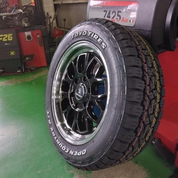 ハイエース 新品 200系 タイヤホイールセット 車検対応 215 ハイエース 新品 200系 タイヤホイールセット 車検対応 215
