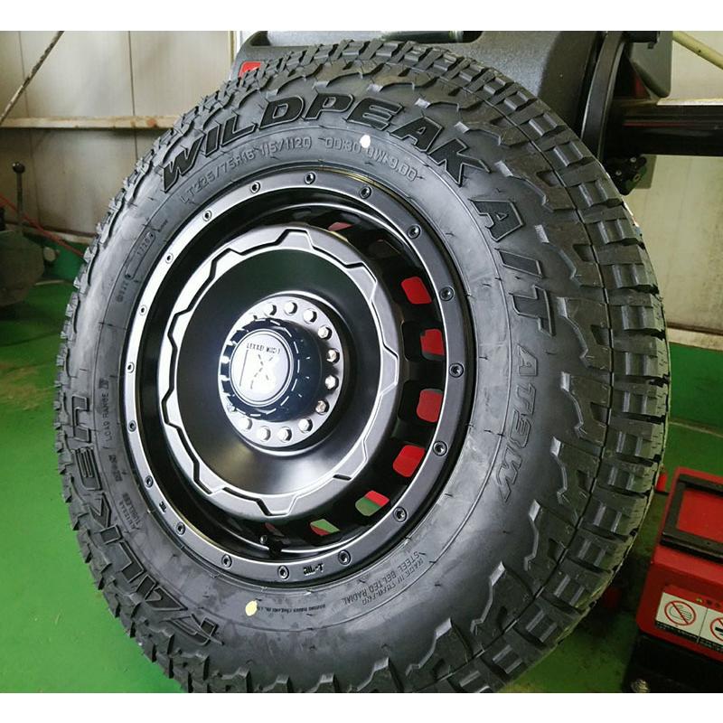 人気 ジムニー シエラ タイヤホイールセット ファルケン ワイルドピーク AT3W 225/75R16 LEXXEL SwaGGer 16インチの画像