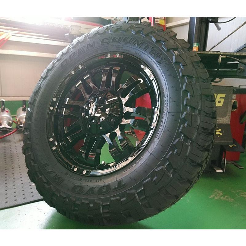 新品 4本セット 150 プラド タイヤホイール 265/70R17 TOYO