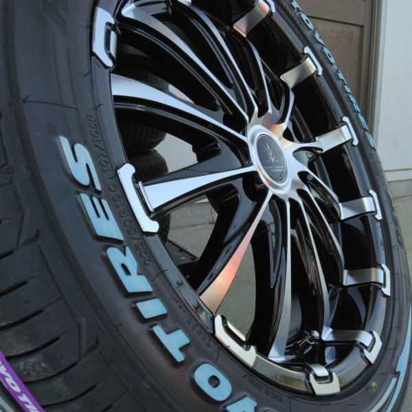 TOYO TIRES（トーヨータイヤ） 200系ハイエース タイヤホイールセット