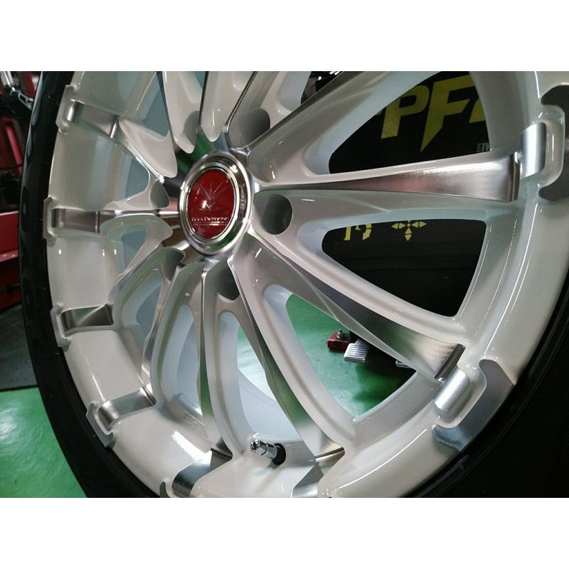 TOYO TIRES（トーヨータイヤ） HIACE ハイエース レジアスエース 200系