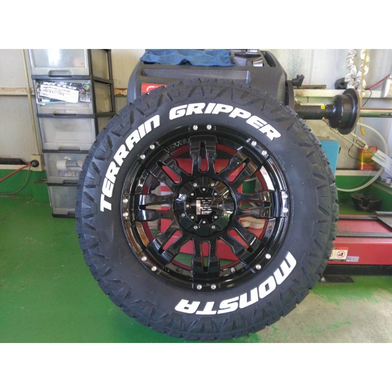 MONSTA TERRAIN GRIPPER 2本　265/65R17 MONSTA TYRES お買い得 特価 新品 MONSTA TERRAIN GRIPPER 265/65R17