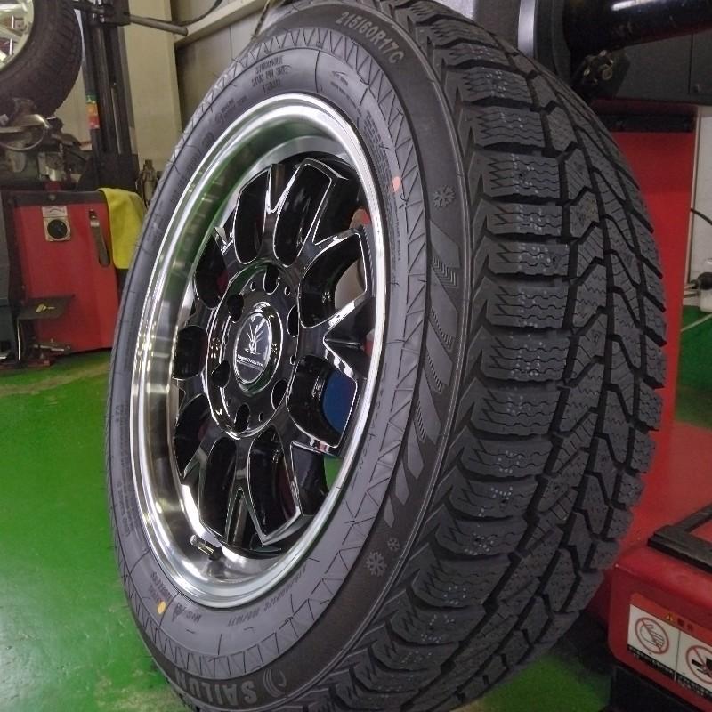 ハイエース 翌日発送 新品 4本セット 車検対応 200系 スタッドレス 