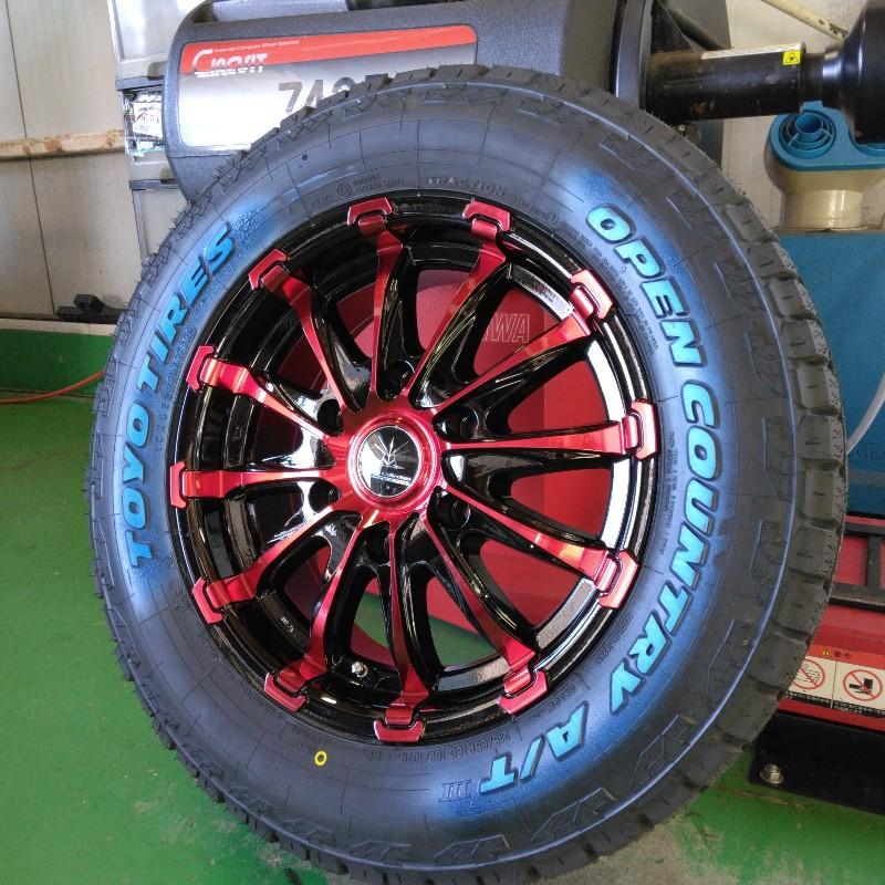 ハイエース 新品 ハイエース200系用 タイヤホイール4本セット BD12