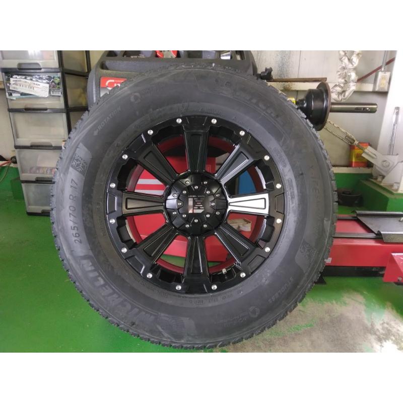 走行短め【YK G075 LT315/70R17】スタッドレス【LEXXEL WHEEL 17インチ 9Jマルチ5HPCD114.3/127+39】23年製 ラングラー等　(VTN343MS+) 走行短め【YK G075 LT315/70R17】スタッドレス【LEXXEL WHEEL 17インチ