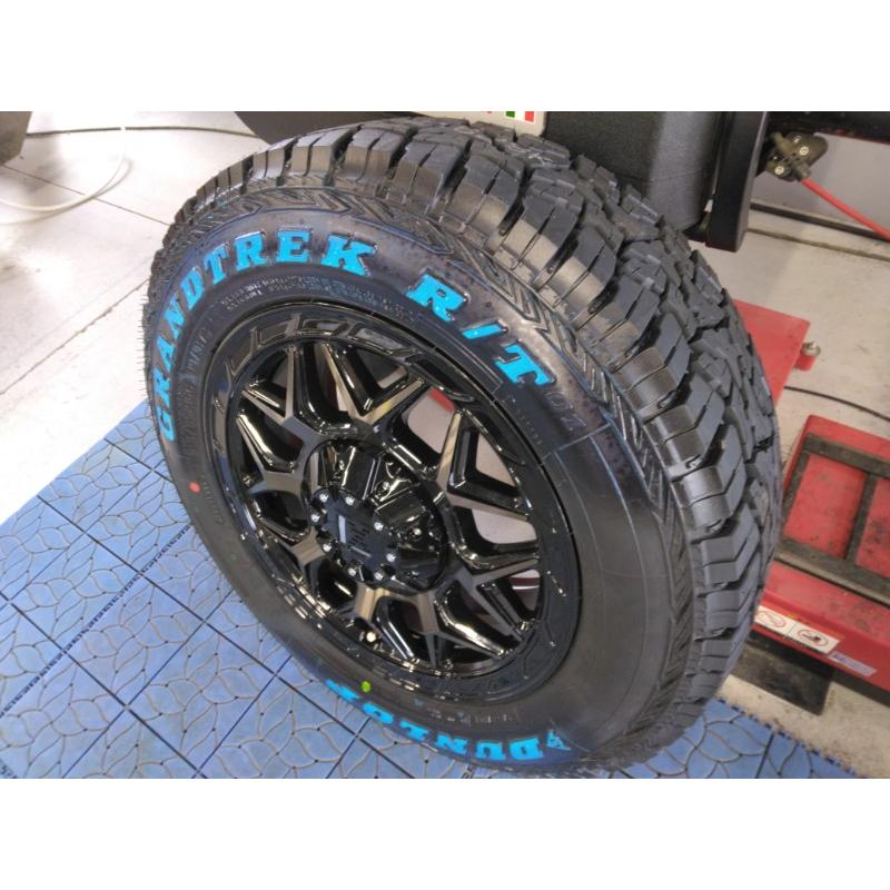 DUNLOP（ダンロップ） 【ホワイトレター】 200系 ハイエース タイヤ