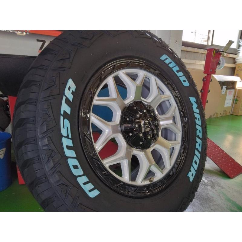 MONSTA TYRES 新品 4本 150 プラド FJ ハイラックス サーフ タイヤ