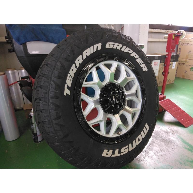 MONSTA TYRES 空気圧センサー付き ランドクルーザー ランクル 300 250