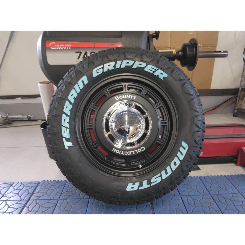 MONSTA TYRES デリカ D5 RAV4 エクストレイル タイヤホイールセット