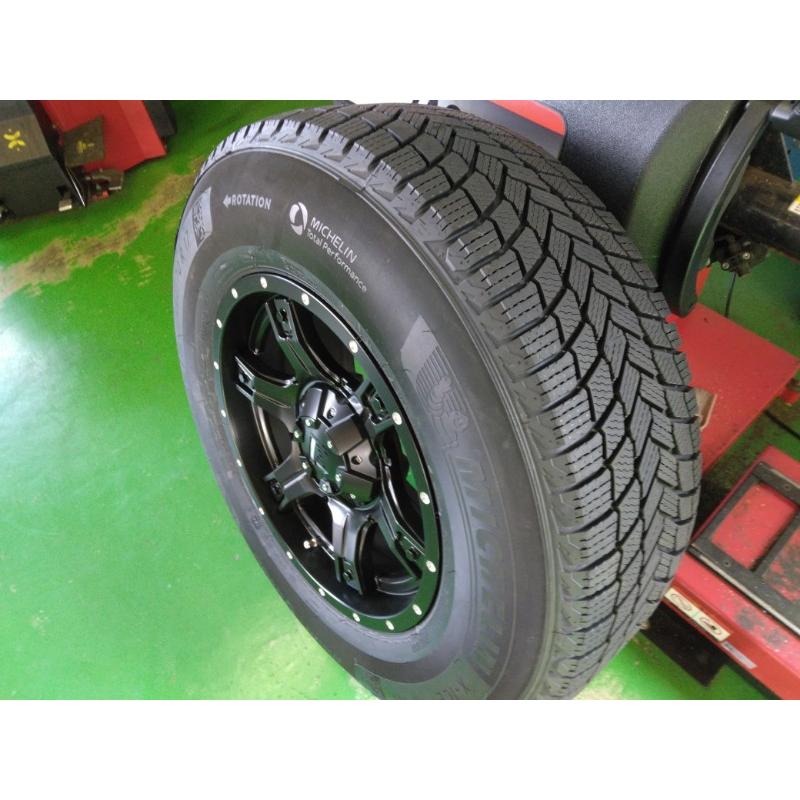 X-ICE XI3 150 プラド ハイラックス FJ パジェロ スタッドレス タイヤ