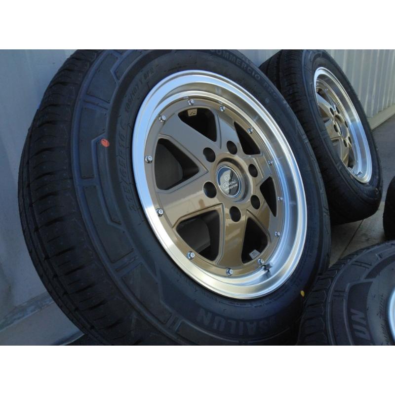 サイルン（SAILUN） 車検対応 200系 ハイエース タイヤホイールセット