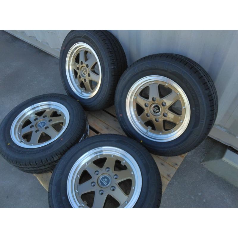 サイルン（SAILUN） 車検対応 200系 ハイエース タイヤホイールセット