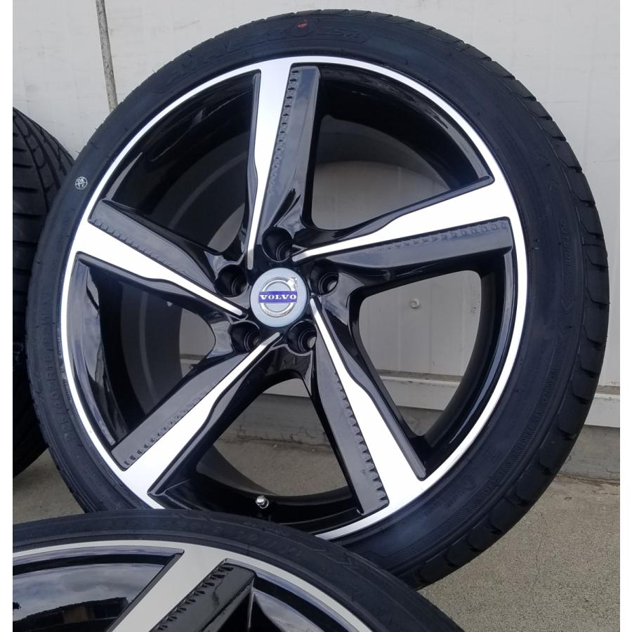 ボルボ（VOLVO） VOLVO V40 当社特選タイヤ 225/40R18 18インチ 新品