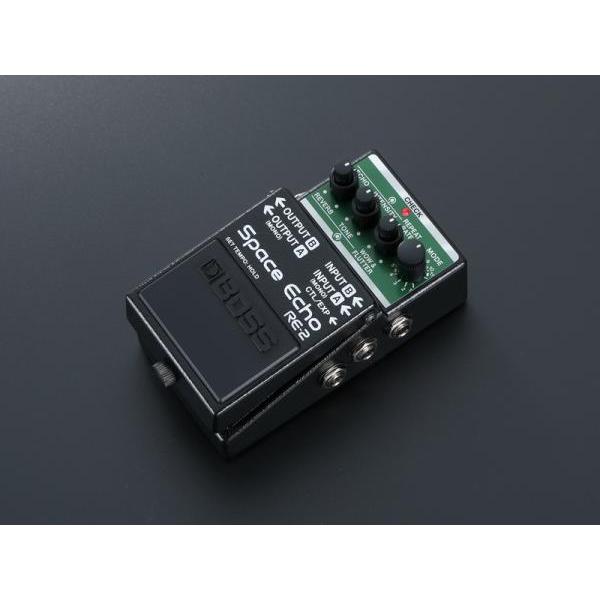 美品　BOSS RE-2 Space Echo スペース エコー〈ボス〉 送料込】BOSS RE-2 Space Echo《ボス》《スペース・エコー》