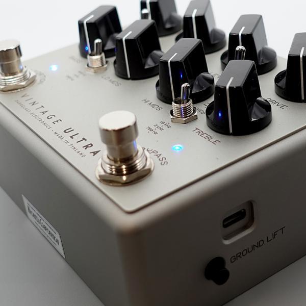 Darkglass Electronics Vintage Ultra V2 with AUX In ベース プリアンプ オーバードライブ ダークグラス_8