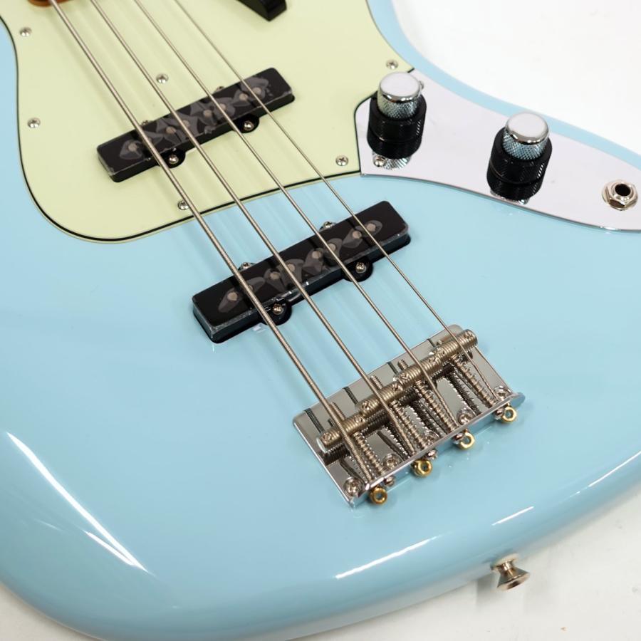 Fender（フェンダー） Vintera III Early 60s Jazz Bass Sonic Blue