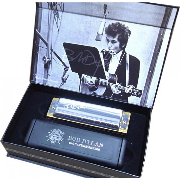 高速配送 Hohner ホーナー ボブディラン シグネチャーモデル 10穴 ｃ調 木製ボディ ブルースハープ 型 テンホールズ ハーモニカ 楽器 Bob Dylan Sig 希少 Www Muslimaidusa Org