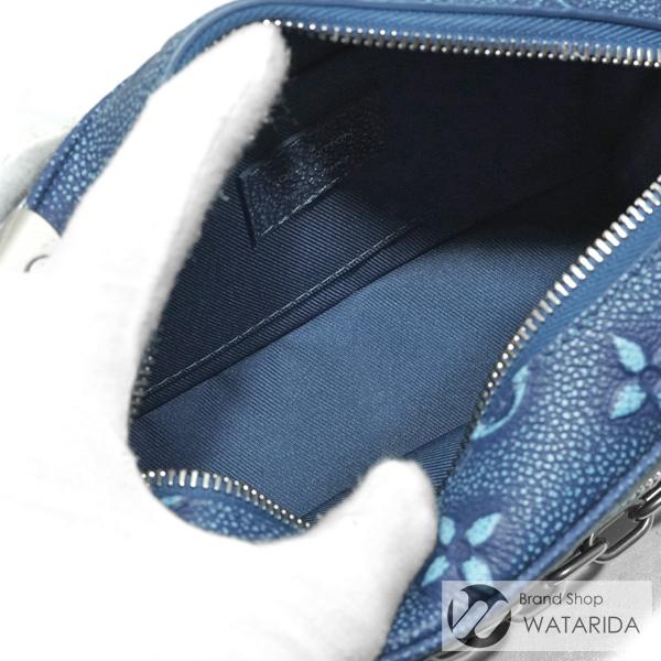 K*i様 Louis Vuitton 水色 エナメル エンボス加工 ミニバッグ エンボスモノグラムジップアップジャケット ｜ルイ・ヴィトン