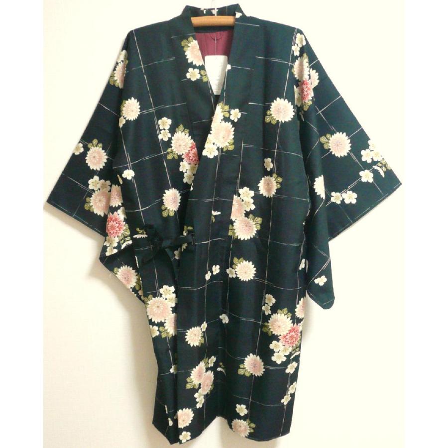 特価処分品】ロング道中着(着物用コート)黒地うすピンクの花柄Mサイズ  