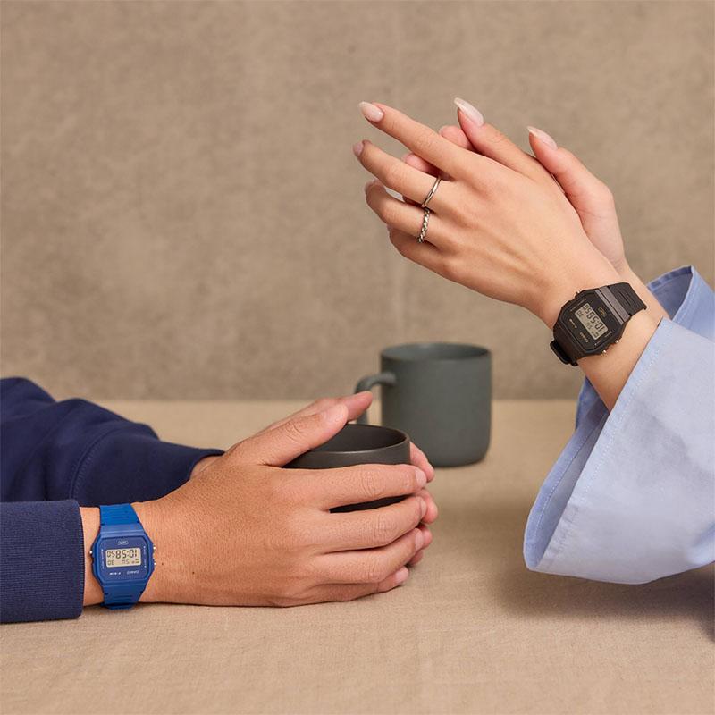 CASIO F-91WB デジタル腕時計 ブラック　サウナバンドカスタム CASIO F-91WB デジタル腕時計 ブラック サウナバンドカスタム