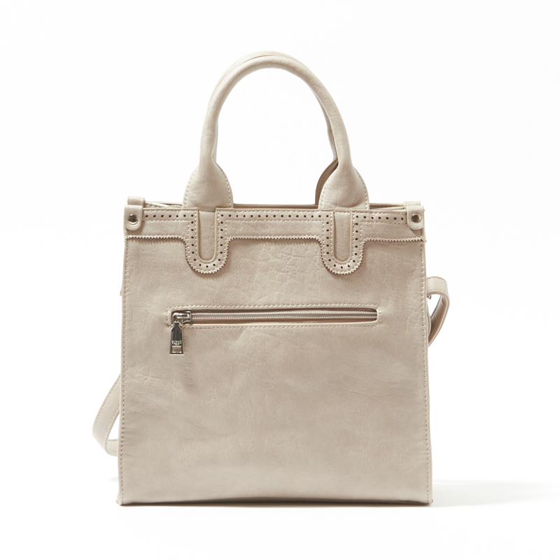 GUSCIO 2WAY バッグ ショルダーバッグ 個性派 パンチング