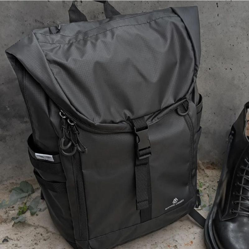 【新品】MICHAEL LINNELL ブラック バックパック　ML-025 MICHAEL LINNELL マイケルリンネル バックパック Box Backpack