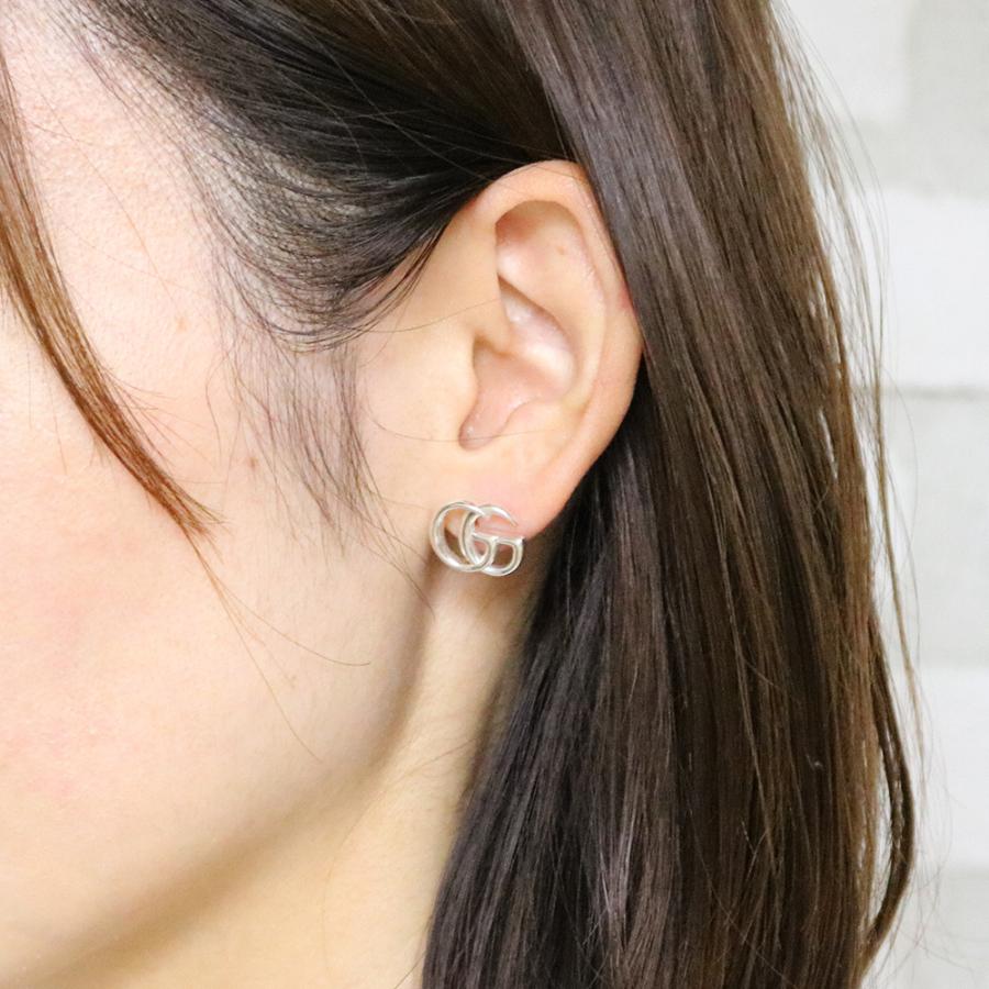 GUCCI グッチ ダブルG フラワー スタッド ピアス 527344 j8440 GUCCI グッチ ダブルG フラワー スタッド ピアス 527344 j8440