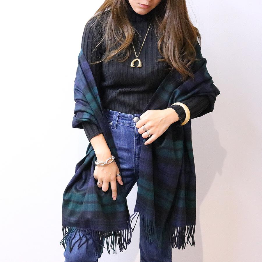 新品未使用　JOHNSTONS ブラックスチュワード　大判マフラー　タータン maido-selection_009-001