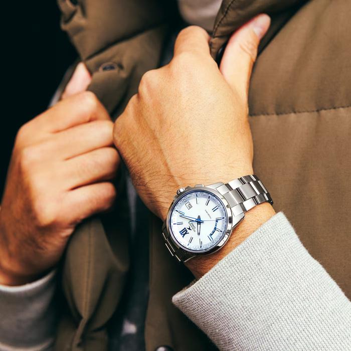 CASIOオシアナス OCWーT150ー2AJFソーラー電波／チタン素材軽量 OCEANUS CASIO OCW-T150-2AJF 電波時計 タフソーラー メンズ