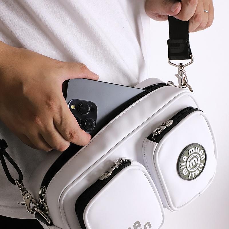 mila milan（ミラ・ミラン） VESPA ベスパ ミニショルダーバッグ